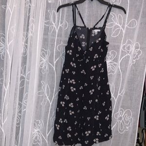 Black strappy floral mini dress with daisies and adjustable straps - size 10
